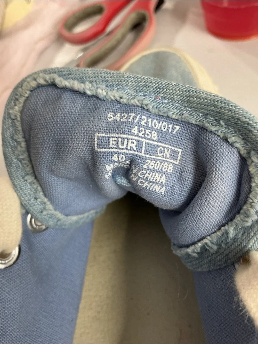 Zara Light Blue Denim Low-Top Sneakers with Cream Laces B39
